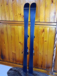 LYŽE MC KINLEY TEAM 7 140CM